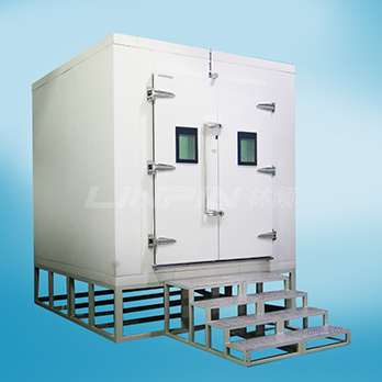 防水試驗(yàn)室如何維護(hù)保養(yǎng),提高使用壽命?